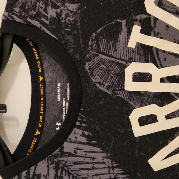 Tee - Picture 2 of 3